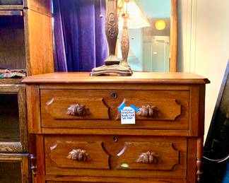Victorian all wood fruit handle side table in fabulous condition. Tiffany style lamp