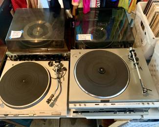 Technic's SL-D3 Turn Table. Panasonic SD85. Garrard Synchro Lab. Onkyo CP 10120F. Technics SL Q3000 missing power cord