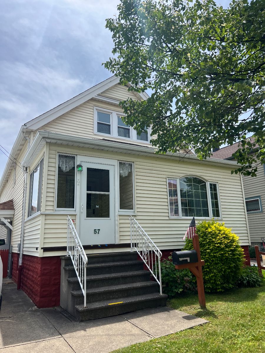 South Buffalo Estate Sale !Train Lovers️ !!! starts on 6/7/2024