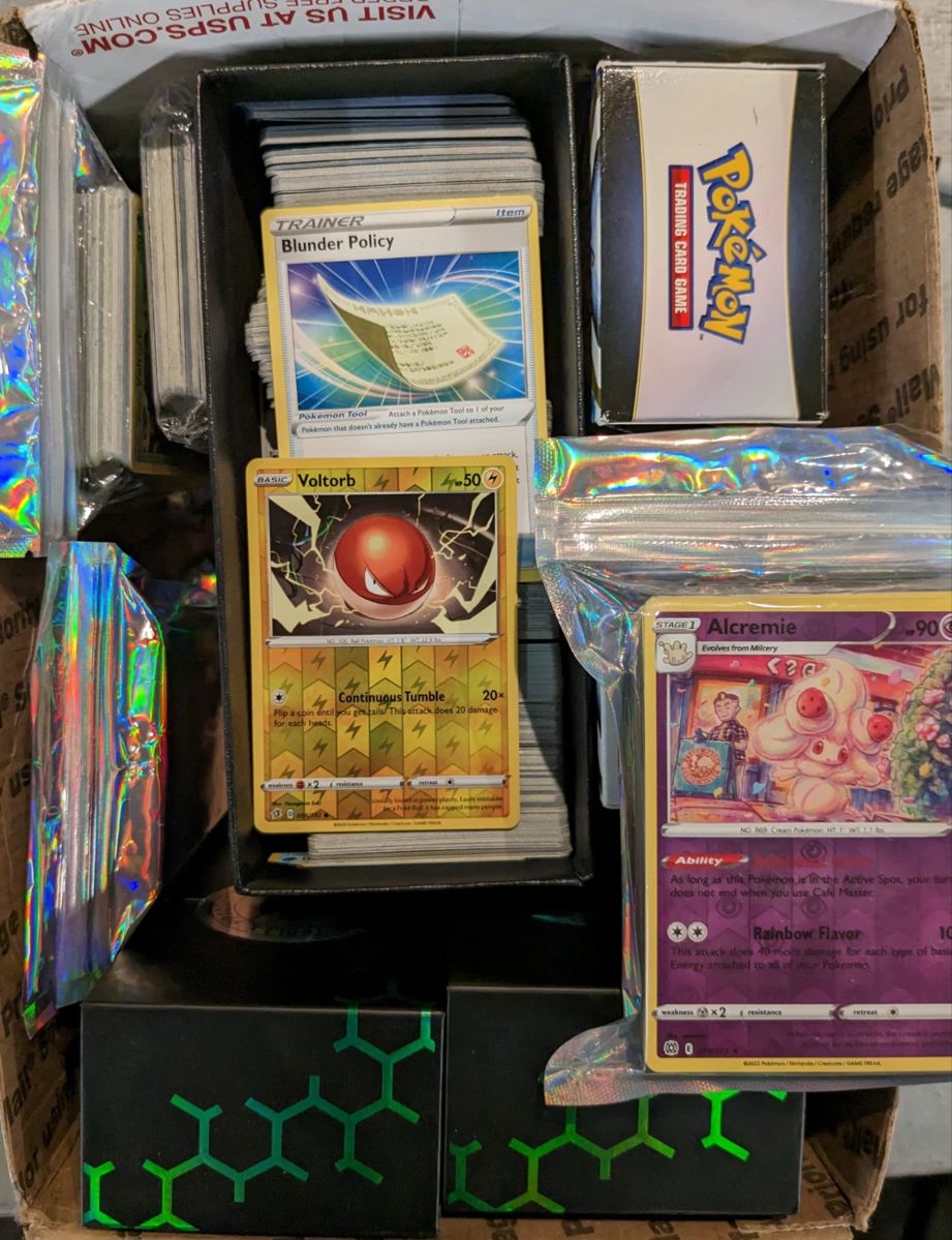 Mixed Pokemon Card Lot