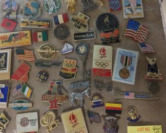 Vintage Pins / Button Lot