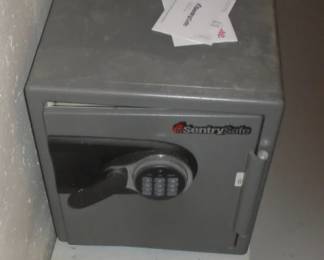 SENTRY SAFE