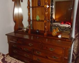 BR SET DRESSER