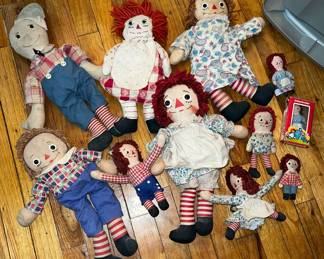 Raggedy Ann and friends