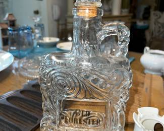 Old Forester decantor