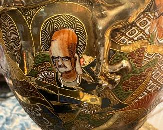 Satsuma Vase lamp from THOUSAND FACES