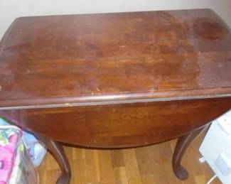 DROP LEAF TABLE