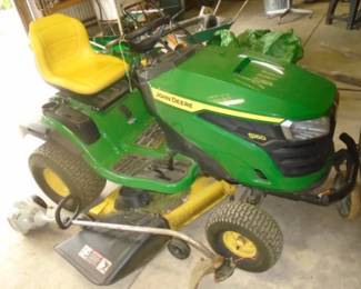 JD S160 LAWN TRACTOR
