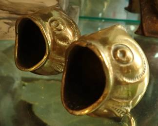 Brass wide mouth fish