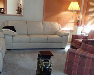 Leather sofa & loveseat 