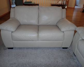 Leather sofa & loveseat 