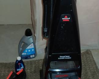 BISSELL FLOOR CLEANER