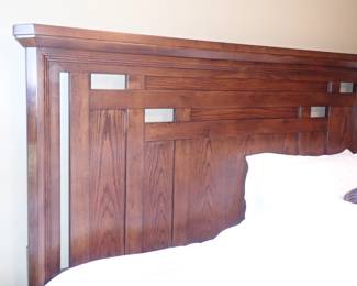 HEADBOARD