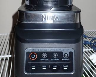 NINJA BLENDER