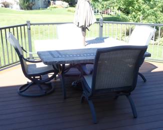 PATIO SET