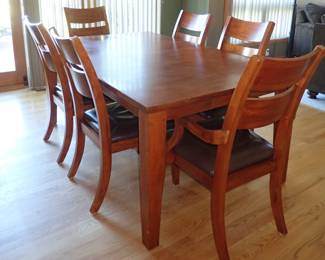 DINING TABLE WITH CHAIRS & LEAVES