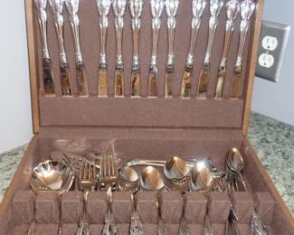 STAINLESS SILVERWARE