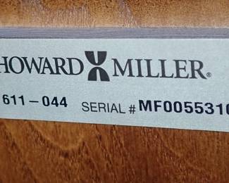 HOWARD MILLER OAK CLOCK  MODEL 611-044
