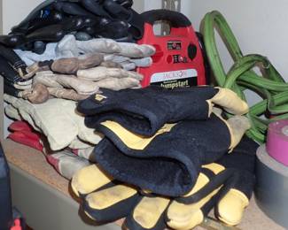 WORK GLOVES