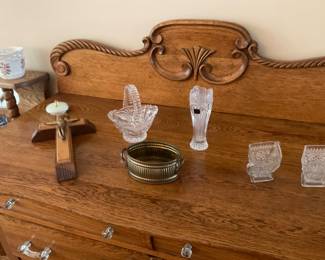 MISCELLANEOUS CLASS COLLECTIBLES 