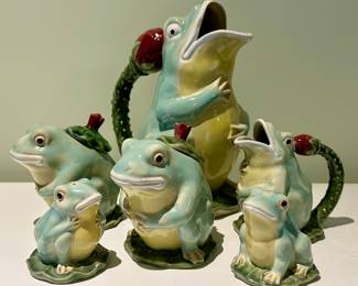 Majolica  style Frog & Toad Tea Set