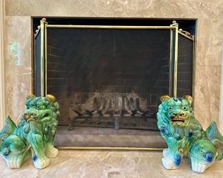 (2) Green Foo Dogs & Folding Brass Fireplace Screen