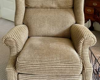 Houndstooth Recliner