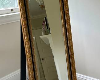 Bassett Furniture Standing Mirror