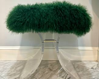 Alpaca Butterfly Stool