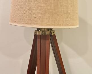 Tripod Table Lamp