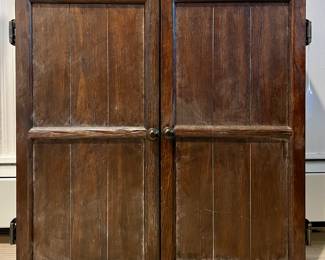 Barrington Billiards Company Dart Board