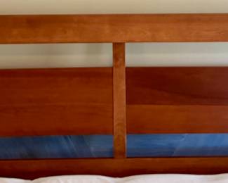 headboard detail