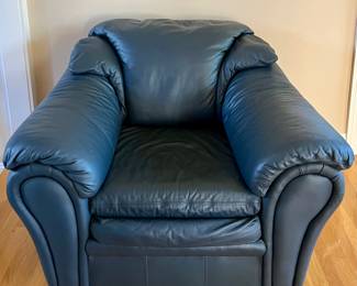 Distinction Leather Armchair