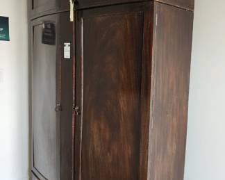 Large Foyer Wardrobe