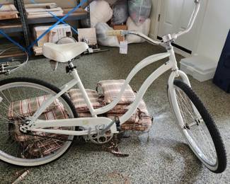 Schwinn Cruiser Bike