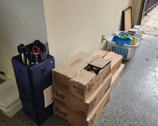 Pack n play, Wine Glasses