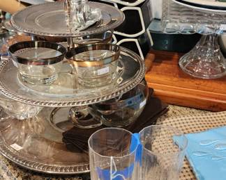 Dansk Facette Tall Glasses, Padilla Mug Set, Wood Cutting Board Silverplated 3-Tier Cake Stand