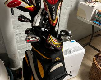 Whole set Taylor made golf clubs