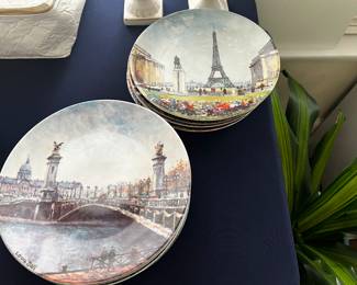 8 French plates…different landmarks in France