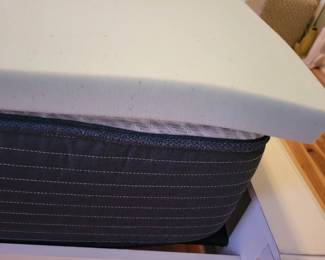 KING SERTA PERFECT SLEEPER PILLOW TOP MATTRESS W/HEAD ADJUSTABLE BASE AND FOAM MATTRESS TOPPER $500, TUFTED ASHLEY HEADBOARD, FOOT BOARD AND SIDE RAILS $150