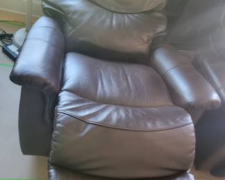 STATE OF THE ART -- TWO LA-Z-BOY ROCKING POWER LEATHER RECLINERS WITH POWER HEADREST AND BACK INFLATING SUPPORT AND ELECTRONIC CHARGING FOR YOUR PHONE/TABLET - $250 EACH