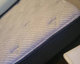 KING SERTA PERFECT SLEEPER PILLOW TOP MATTRESS W/HEAD ADJUSTABLE BASE AND FOAM MATTRESS TOPPER $500, TUFTED ASHLEY HEADBOARD, FOOT BOARD AND SIDE RAILS $150