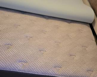 KING SERTA PERFECT SLEEPER PILLOW TOP MATTRESS W/HEAD ADJUSTABLE BASE AND FOAM MATTRESS TOPPER $500, TUFTED ASHLEY HEADBOARD, FOOT BOARD AND SIDE RAILS $150