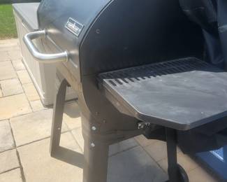 CAMP CHEF 24 INCH SG WIFI PELLET GRILL WITH COVER $200 OUR PRICE (fb list$350/new $749plus tax)