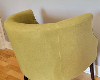 CHARTREUS HORSESHOE BACK CHAIR TUFTED $40
