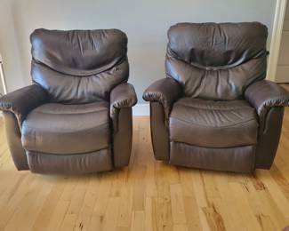 STATE OF THE ART -- TWO LA-Z-BOY ROCKING POWER LEATHER RECLINERS WITH POWER HEADREST AND BACK INFLATING SUPPORT AND ELECTRONIC CHARGING FOR YOUR PHONE/TABLET - $250 EACH