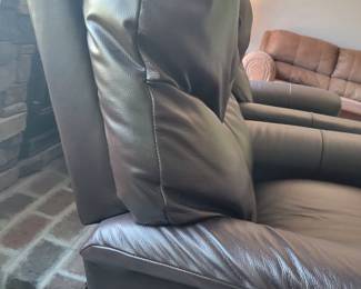 STATE OF THE ART -- TWO LA-Z-BOY ROCKING POWER LEATHER RECLINERS WITH POWER HEADREST AND BACK INFLATING SUPPORT AND ELECTRONIC CHARGING FOR YOUR PHONE/TABLET - $250 EACH