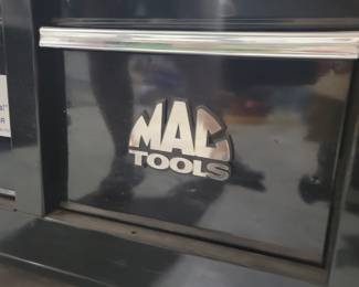 MAC TOOL CHEST ON WHEELS/CASTORS LOCKED W/KEY 13 DRAWERS THIS BRAND IS TOP IN CLASS....MOST LISTING IN THE THOUSANDS OUR PRICE $650