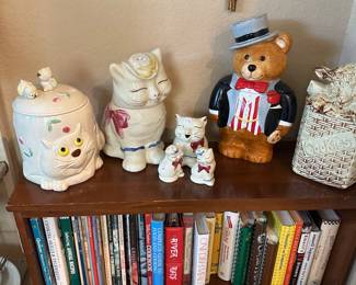  Collector Cookie jars and cookbook collection