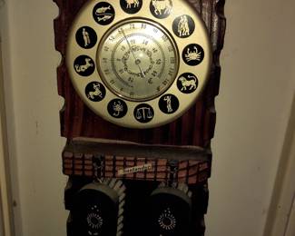 MCM wall Brush holder